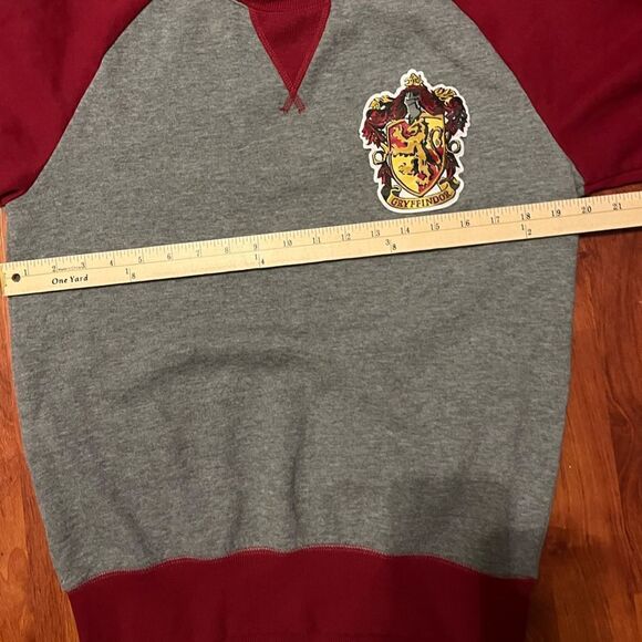 Universal Studios Harry Potter Gryffindor Sweatshirt
Size Small. - Picture 7 of 8